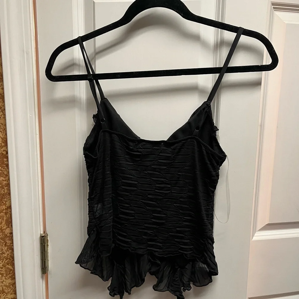 Black Ruffled Top NWOT - Picture 2 of 3
